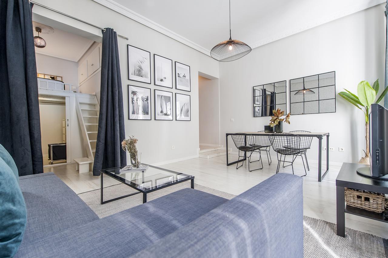 Plaza De Cibeles Appartement Madrid Buitenkant foto