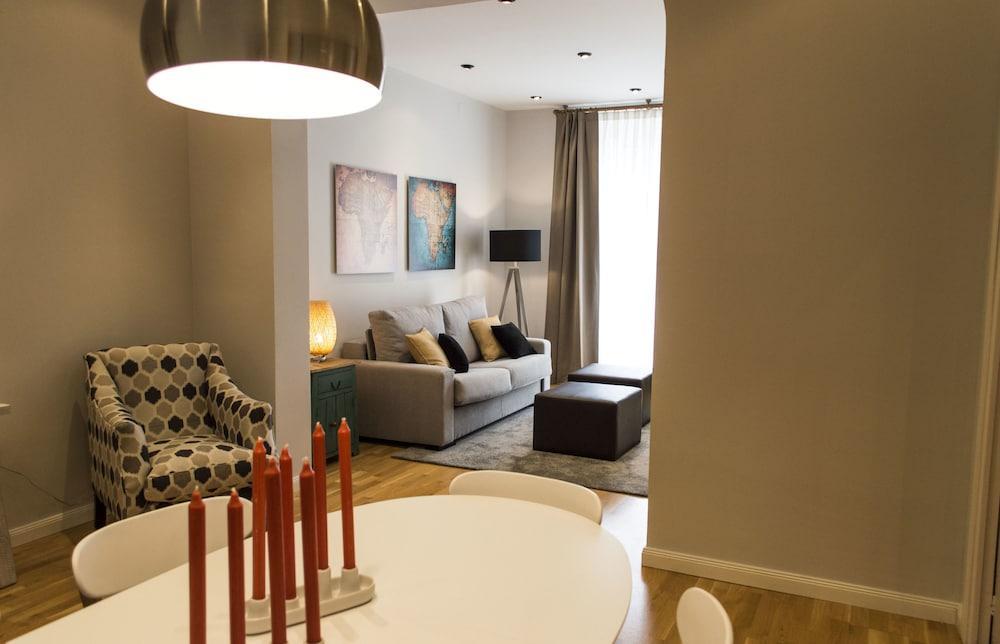 Plaza De Cibeles Appartement Madrid Buitenkant foto